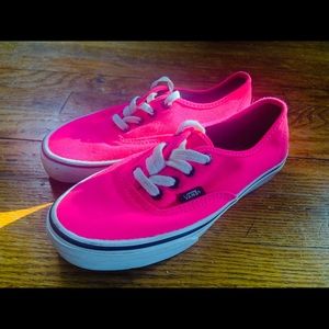 Women’s Hot Pink Vans